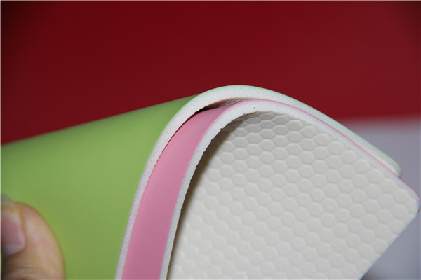 如何分辨PVC舞蹈地板的好壞？